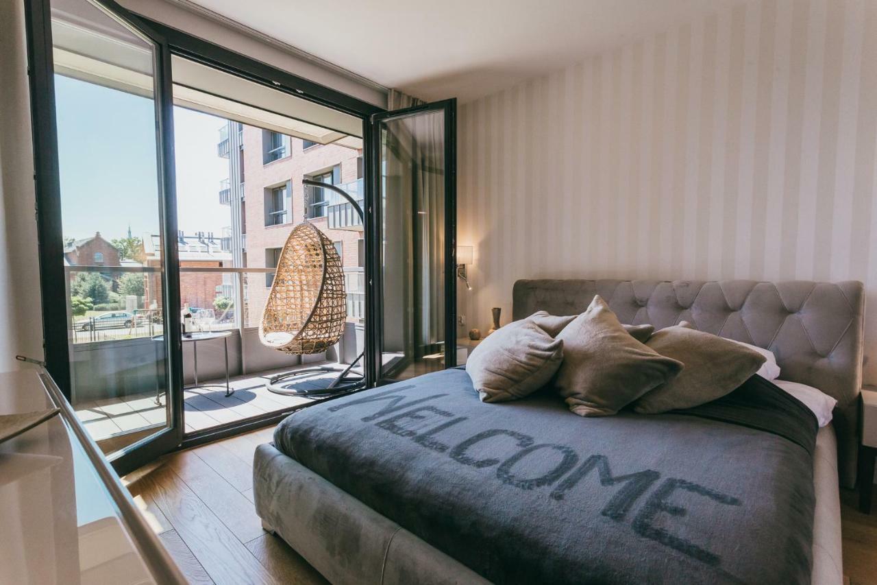 Eight Lux View In Old Town And Free Parking Apartamento Cracóvia Exterior foto